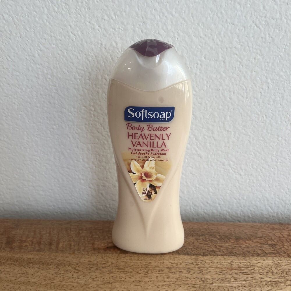 New Softsoap Heavenly Vanilla Body Wash 15 fl oz.